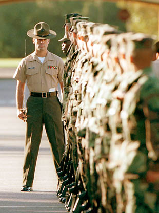 USMC 3.jpg (40172 bytes)